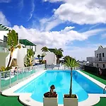 Aloe Apartment